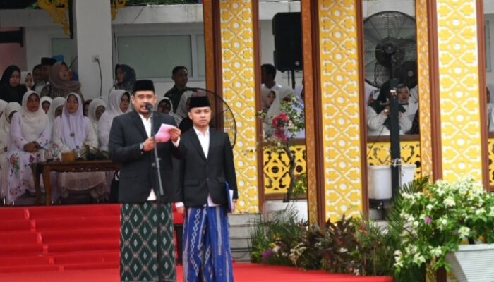 Peringatan Hari Santri 2025, Gubernur Bobby Nasution Minta PBG Pondok Pesantren Digratiskan