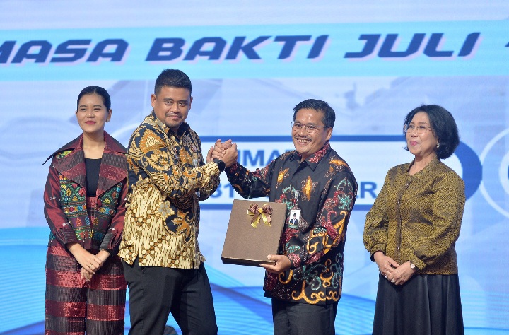 Sekdaprov Sumut Purna Tugas