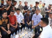 Diguduh Aniaya Siswa