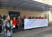 Dosen dan Pegawai UDA Demo Tolak Surat Rekonsiliasi Sepihak Yayasan, Minta Kemendiktisaintek yang Fasilitasi
