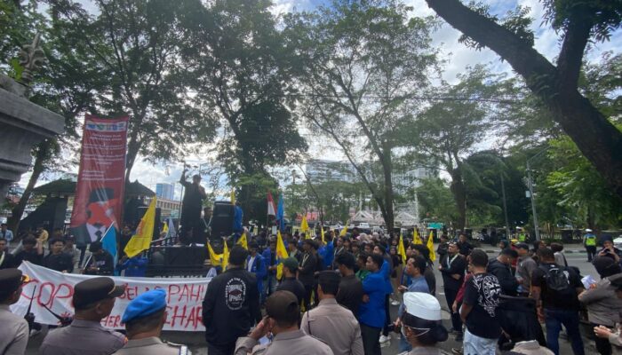 Pimpinan DPRD Sumut Kembali Mangkir saat Cipayung Plus Gelar Aksi Tolak Soeharto Jadi Pahlawan Nasional