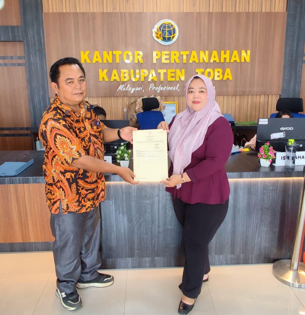 Serahkan Sertipikat Aset Pemda