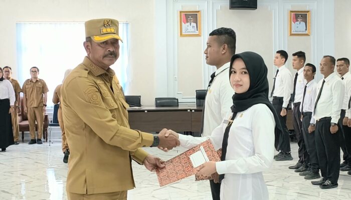Bupati Madina Lantik Dua CPNS Alumni IPDN dan 158 PPPK Tahap II Formasi 2024