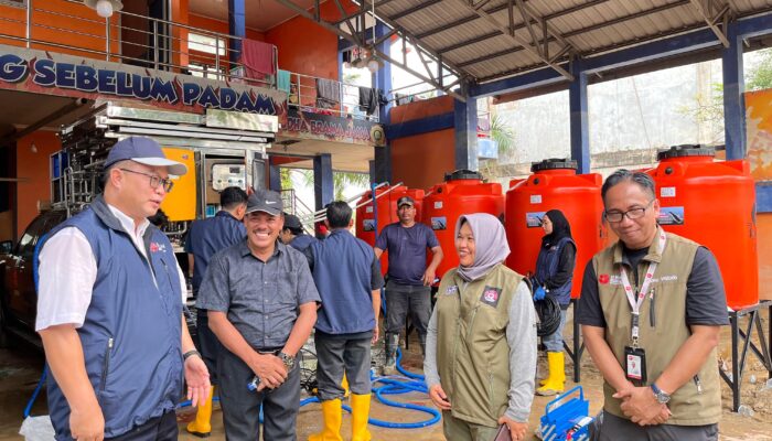 Prof. Arif Satria Tinjau Langsung Korban Bencana di Aceh, BRIN dan ICMI Salurkan Bantuan Kemanusiaan