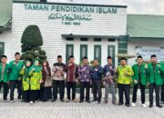 Tekankan Akhlakul Karimah, KUA dan Penyuluh Agama Islam Medan Kota Gelar BRUS bagi Santri