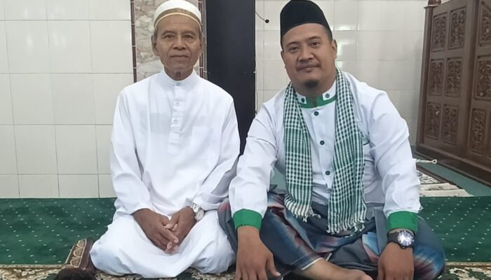 Khutbah Jumat di Masjid Akbar Baitussujud: Penyuluh Agama KUA Medan Kota Ajak Jemaah Maknai Puasa sebagai Madrasah Mental