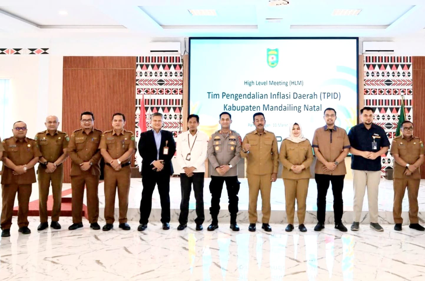 Stok Sembako dan BBM Aman di Madina