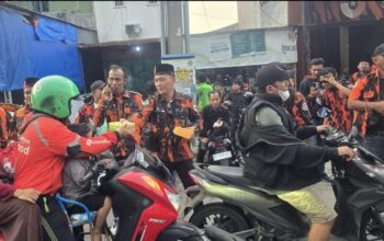 Berbagi Takjil dan Sembako