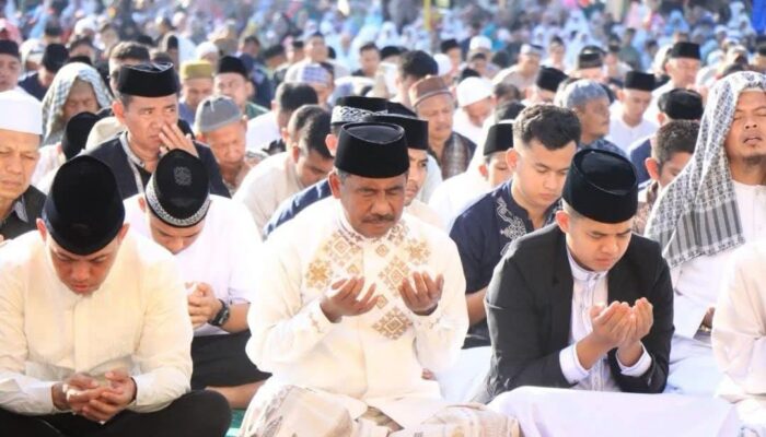 Salat Idulfitri 1447 H di Lapangan Merdeka Binjai Berlangsung Khidmat, Wali Kota Ajak Perkuat Silaturahmi dan Nilai Kekeluargaan