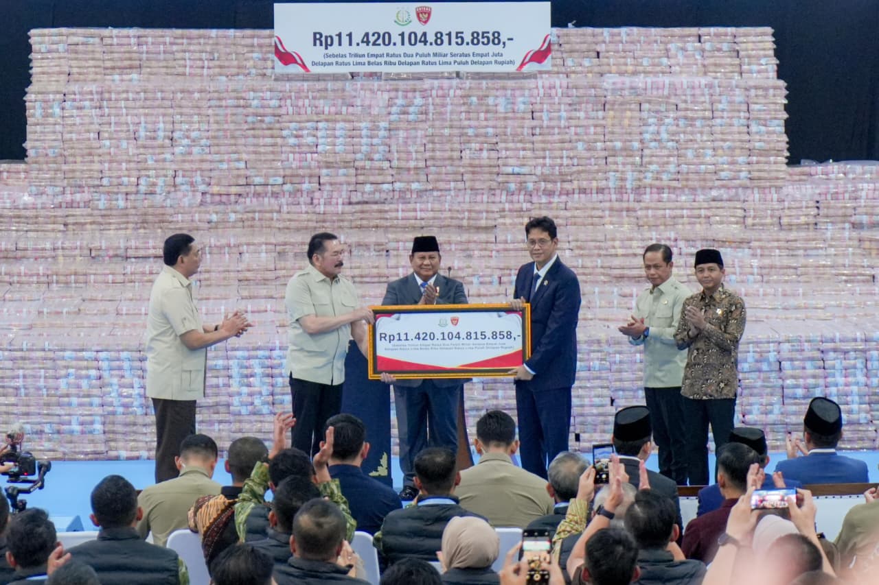 Penyerahan Denda Administrasi