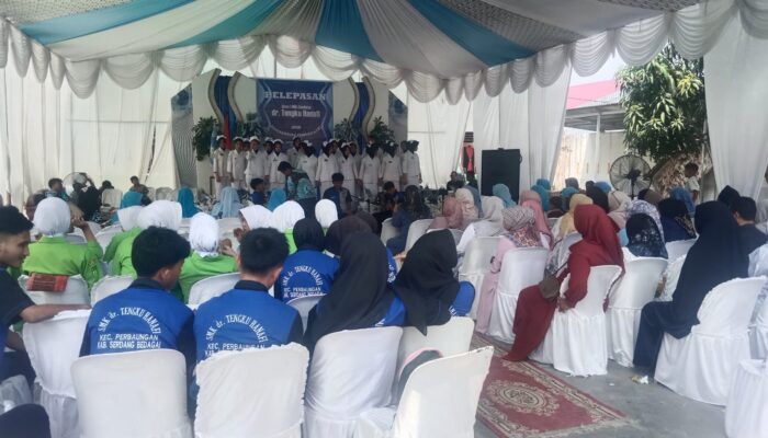 Pelepasan Siswa SMK dr. Tengku Hanafi TA 2025/2026 Berlangsung Semarak dan Edukatif