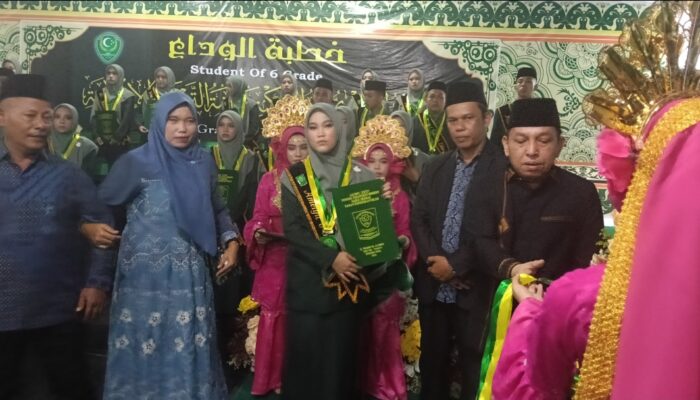 Eratkan Sinergi Pendidikan Islam, KUA Medan Kota Hadiri Wisuda Santri Angkatan ke-34 Ponpes Modern Darul Hikmah TPI
