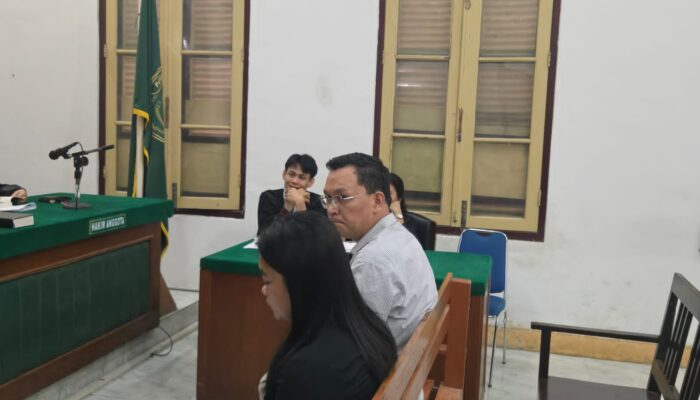Hakim Sentil Bank Mandiri Cairkan Cek Rp123 Miliar Hanya Bermodal Pemeriksaan Visual