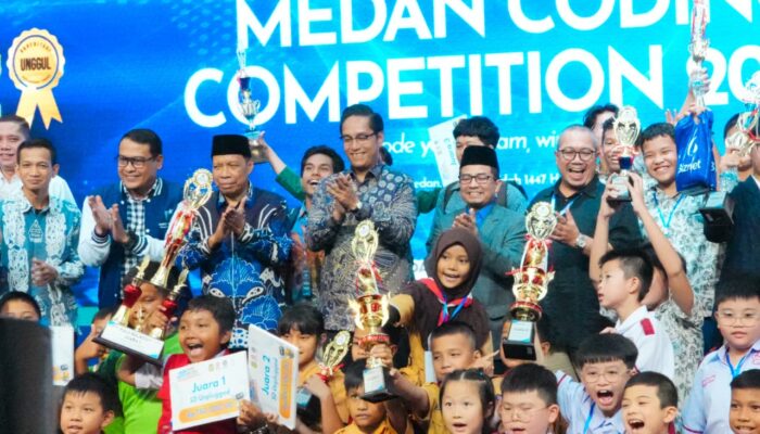 Mahasiswa FIKTI UMSU Juara Medan Coding Competition 2026
