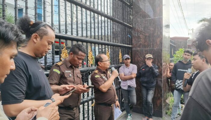 Massa Guntur Desak Kejatisu Segera Tetapkan Tersangka Korupsi KIP Kuliah