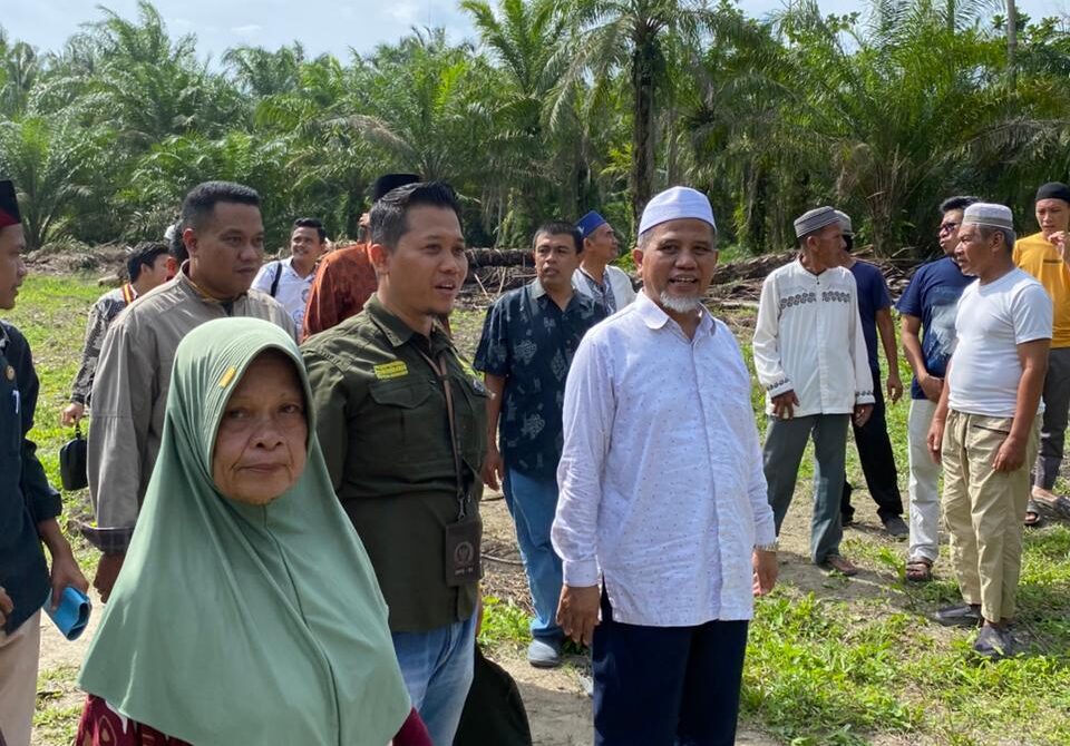 Tinjau Tanah Wakaf di Pantai Labu, Senator Muhammad Nuh Minta Doa Restu Bangun Lembaga Pendidikan PERSIS Unggul
