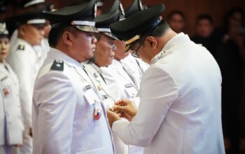 Lantik Kepala Desa Baru