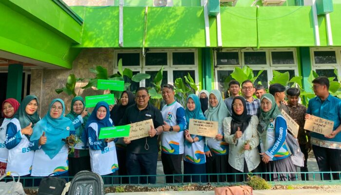 FITK UINSU Peduli Ekologi, Tanam 50 Pohon Gaharu dan 100 Tanaman Krokot