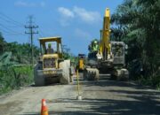Puluhan Tahun Rusak, Jalan Strategis Labuhanbatu Akhirnya Tersentuh Perbaikan