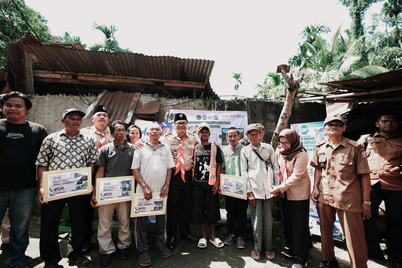 Bangun Rumah Layak Huni