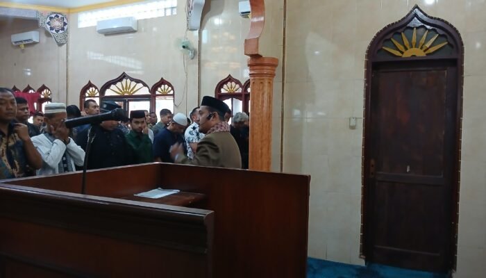 Penyuluh Agama Islam ASN KUA Medan Kota Sampaikan Khutbah Jumat di Masjid Nurul Arif Polresta Deli Serdang
