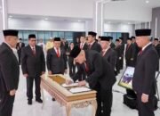 Lantik Pejabat Struktural