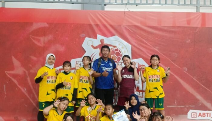 Tim Bola Tangan Putri SMPN 6 Medan Raih Juara II Kejuaraan ABTI 2026