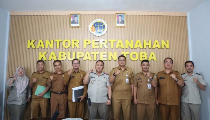 Pemprov Sumut dan Kantor Pertanahan Toba Perkuat Koordinasi Percepatan Sertipikasi Aset Tanah SMA dan SMK