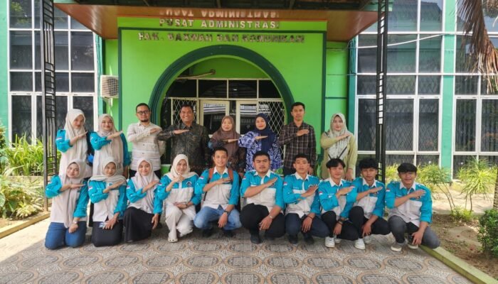 Dekan FDK UINSU Lepas Pengabdian Masyarakat Prodi PMI ke Serdang Bedagai