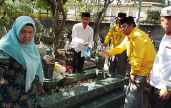 IKLAB RAYA Ziarah ke Makam Tokoh Pendiri: Mengenang Jasa, Menjemput Berkah Milad ke-36