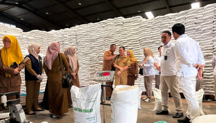 Bulog Sumut Salurkan Beras dan Minyakita Mengacu Ketentuan Pemerintah