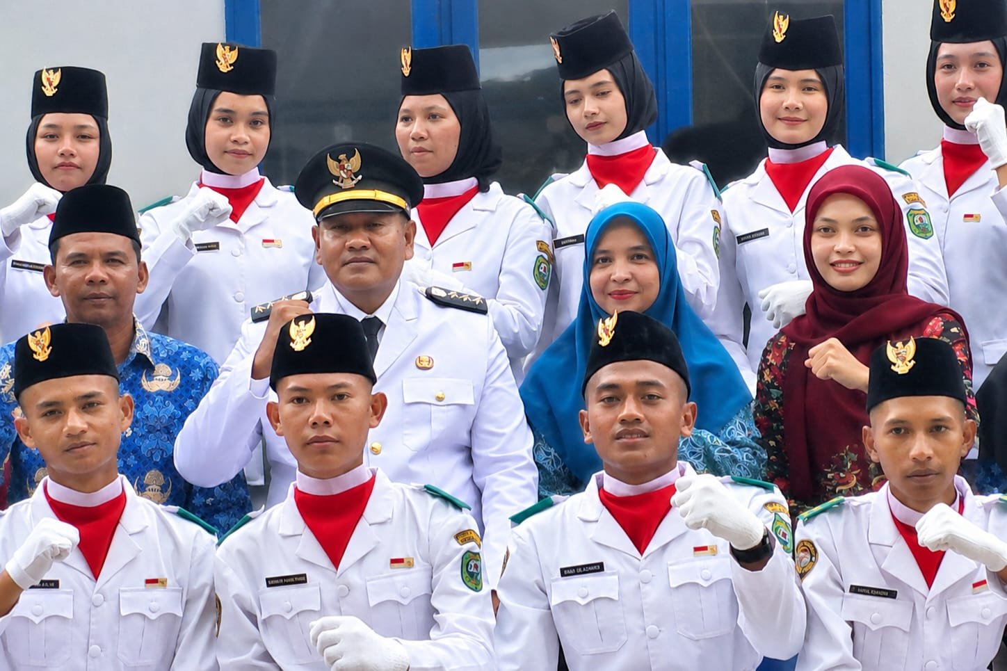 Anggota Paskibra Bukit Malintang