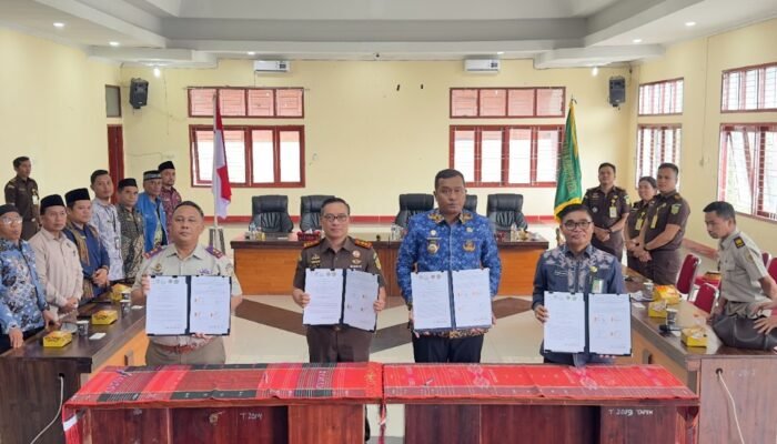 Kantah Toba Ikuti Penandatanganan Kerja Sama Percepatan Pendaftaran Tanah Wakaf
