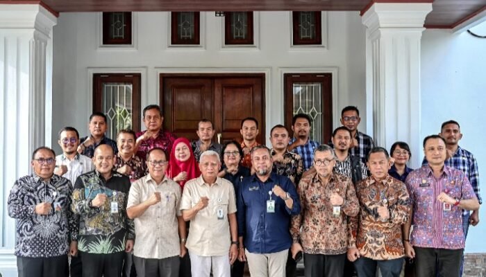 Gunungsitoli Capai Target UHC, Wagub Surya Minta Pelayanan Kesehatan Terus Diperkuat