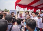 Wamen Ossy Serahkan Sertipikat bagi MBR di Kalsel, Dukung Penyediaan Rumah Layak Huni Lewat Legalitas Tanah
