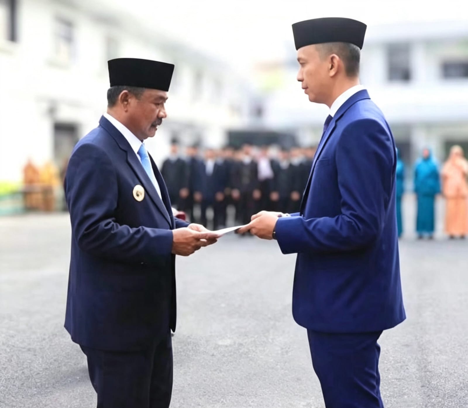 Wali Kota Binjai Resmi Lantik Sofyan Syahputra Siregar Sebagai Kadis Pendidikan, Serta Serahkan SK pada 41 Kepala Sekolah