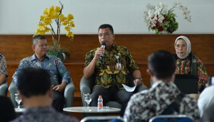 Pemprov Sumut Dampingi Pemkab Karo Tangani Pengungsi Erupsi Gunung Sinabung