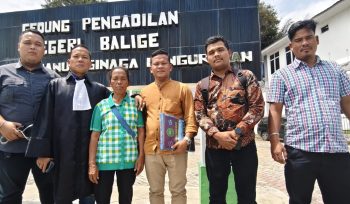 Advokat Benri Pakpahan Dampingi Petani Lansia Hingga Divonis Bebas di PN Balige