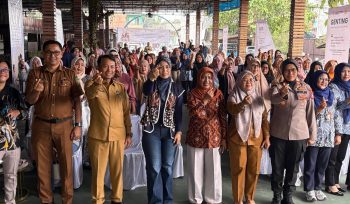 Keluarga Bahagia dan Anak Berkualitas, Delia Pratiwi dan BKKBN Sumut Gaungkan Semangat Indonesia Emas di Langkat