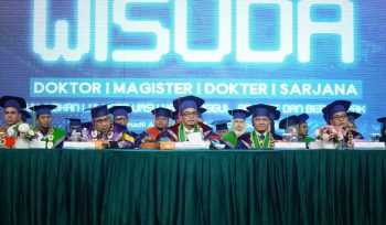 Di Depan Orang Tua Wisudawan, Rektor UMSU Spill Prestasi Mahasiswa hingga Level Internasional